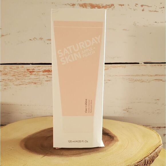 Saturday Skin Peach and Apple Cleanser - Picture 4 of 8